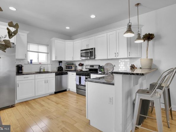 2302 Collins Street, Philadelphia PA 19125