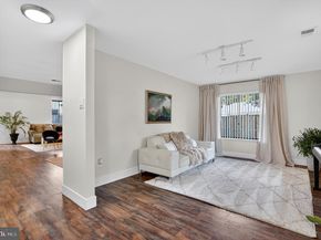 1534 Youngs Point Place, Herndon VA 20170