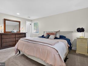 1534 Youngs Point Place, Herndon VA 20170