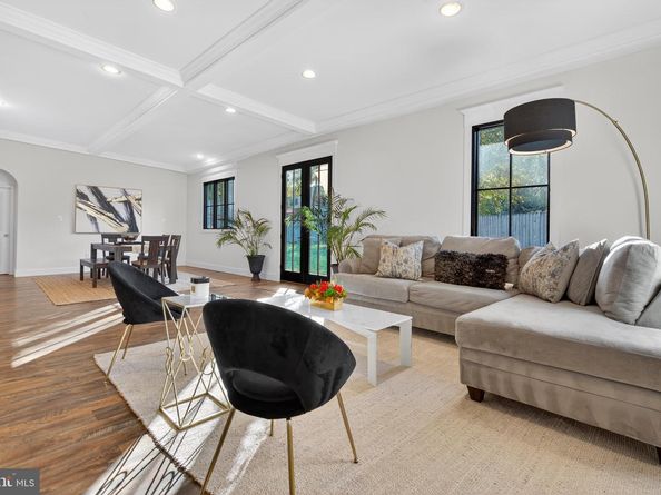 1534 Youngs Point Place, Herndon VA 20170