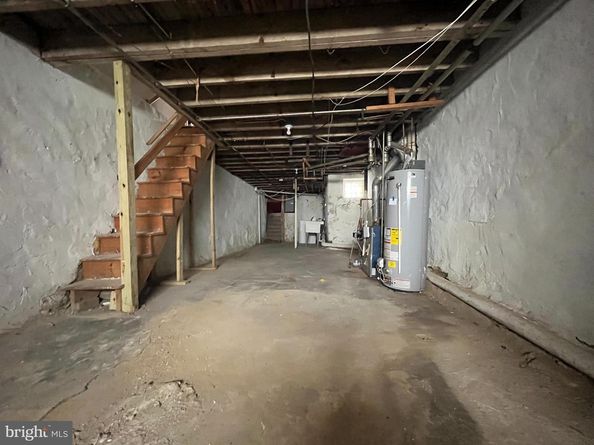 4993 N 2nd Street, Philadelphia PA 19120