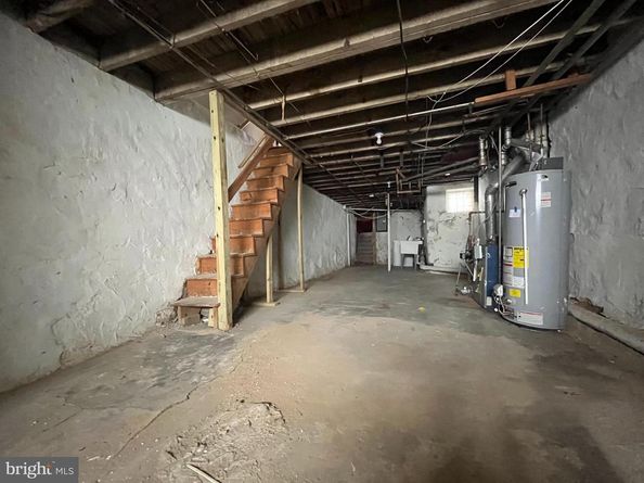 4993 N 2nd Street, Philadelphia PA 19120