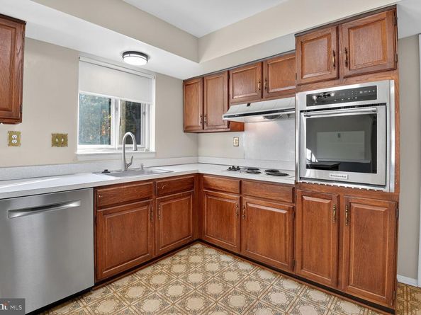 10621 Trotters Trail, Potomac MD 20854