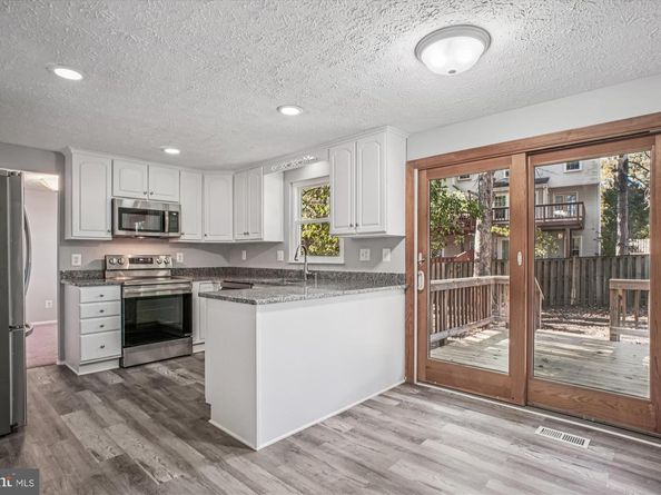 1741 Whitewood Lane, Herndon VA 20170