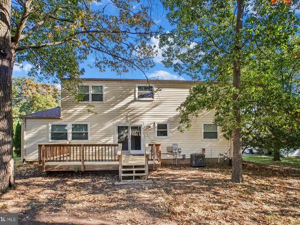 1741 Whitewood Lane, Herndon VA 20170