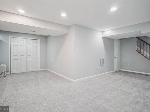 1741 Whitewood Lane, Herndon VA 20170