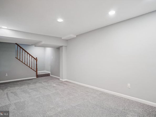 1741 Whitewood Lane, Herndon VA 20170