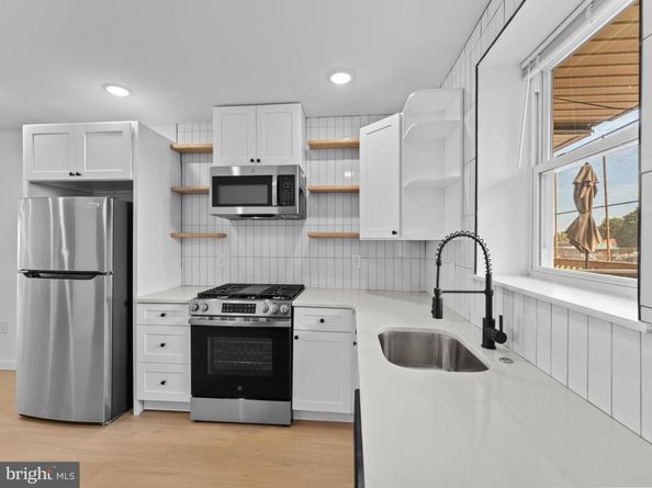 6930 Dicks Avenue, Philadelphia PA 19142