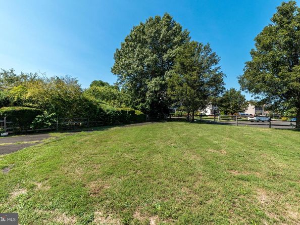 3045 Byberry Road, Hatboro PA 19040