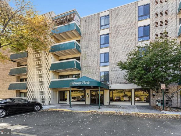 6137 Leesburg Pike 406, Falls Church VA 22041