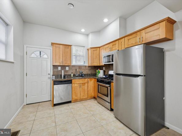 2142 S Hicks Street, Philadelphia PA 19145