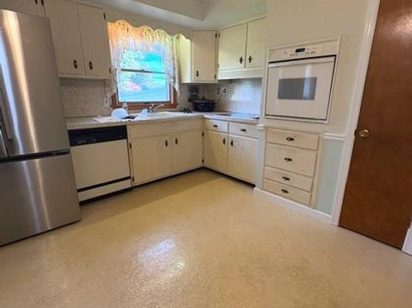 433 Wendy Road, Southampton PA 18966