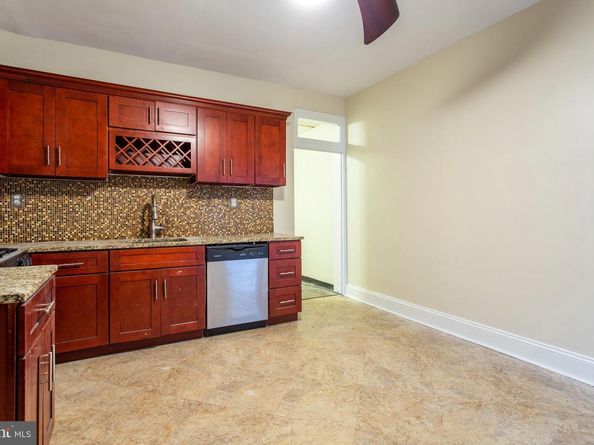 3911 Warren Street, Philadelphia PA 19104