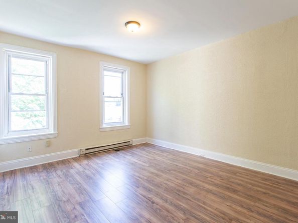 3911 Warren Street, Philadelphia PA 19104