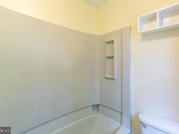 3911 Warren Street, Philadelphia PA 19104