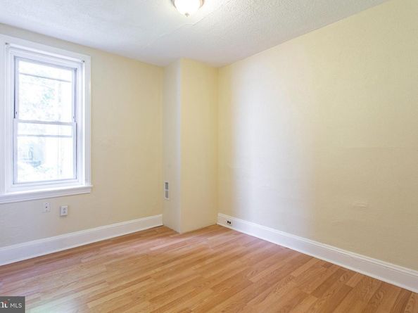 3911 Warren Street, Philadelphia PA 19104