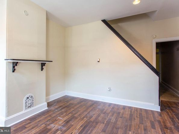 3911 Warren Street, Philadelphia PA 19104