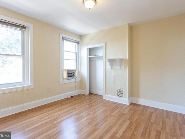 3911 Warren Street, Philadelphia PA 19104
