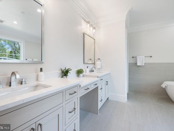 7712 Rocton Avenue, Chevy Chase MD 20815