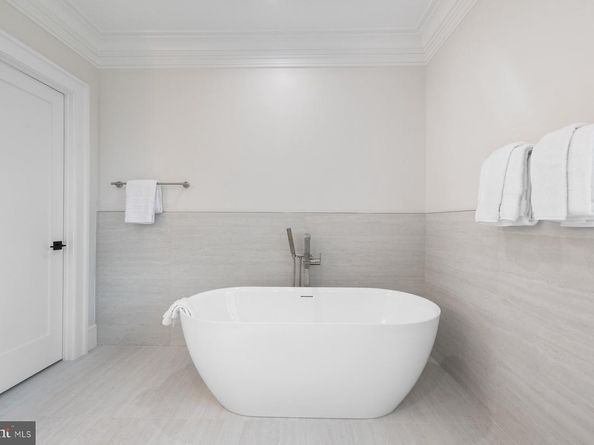 7712 Rocton Avenue, Chevy Chase MD 20815