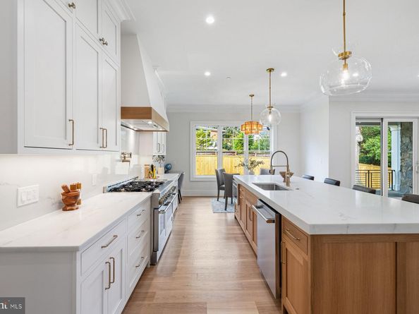 7712 Rocton Avenue, Chevy Chase MD 20815