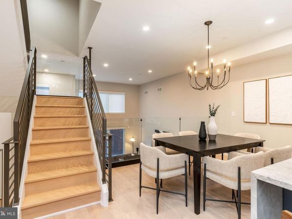 2103 League Ct, Philadelphia PA 19146