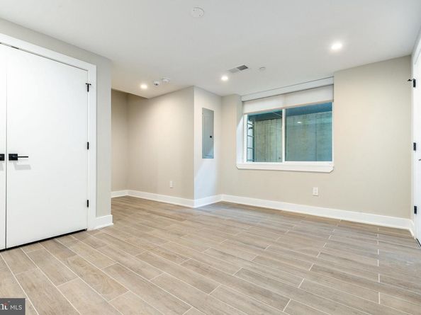 2103 League Ct, Philadelphia PA 19146