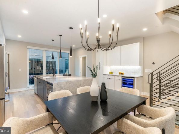 2103 League Ct, Philadelphia PA 19146