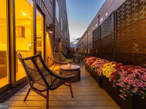 2103 League Ct, Philadelphia PA 19146