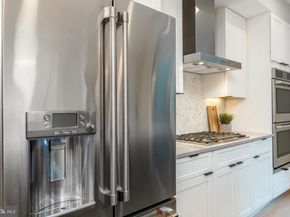 2103 League Ct, Philadelphia PA 19146