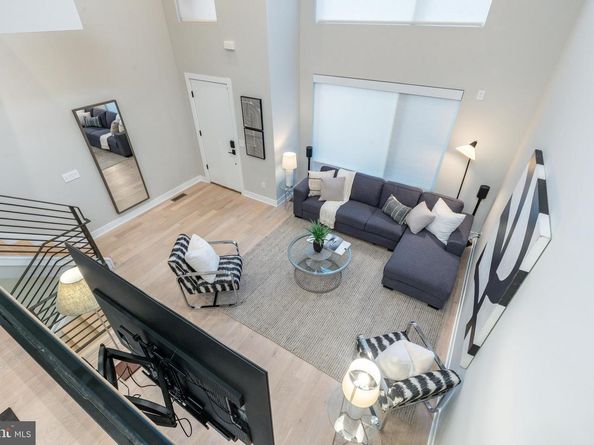 2103 League Ct, Philadelphia PA 19146