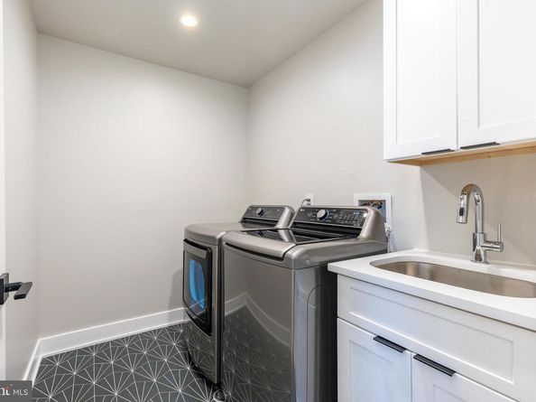 2103 League Ct, Philadelphia PA 19146