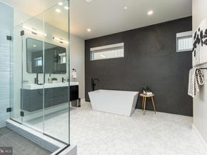 2103 League Ct, Philadelphia PA 19146