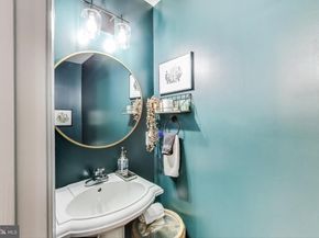 52 Quincy Place NW 304, Washington DC 20001