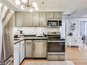 52 Quincy Place NW 304, Washington DC 20001