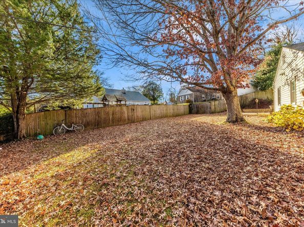 2112 Pimmit Drive, Falls Church VA 22043