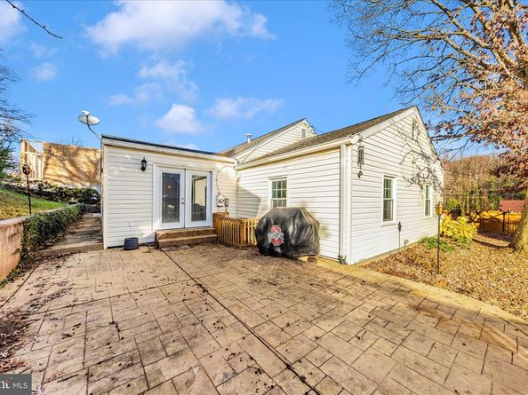 2112 Pimmit Drive, Falls Church VA 22043