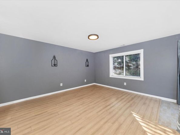 2112 Pimmit Drive, Falls Church VA 22043