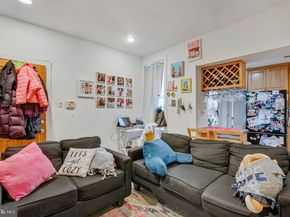 806 Catharine Street, Philadelphia PA 19147