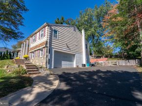 261 Fairhill Drive, Southampton PA 18966