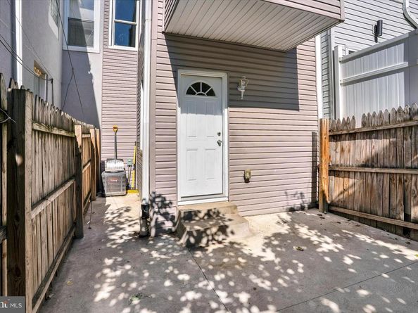 2636 Manton Street, Philadelphia PA 19146