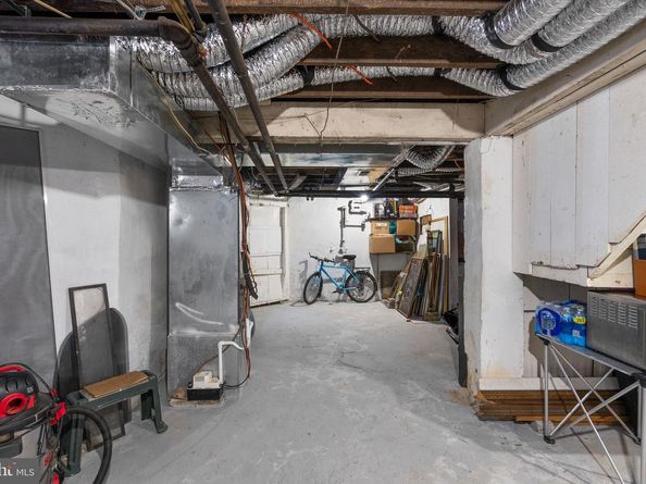 6626 1st Street NW, Washington DC 20012
