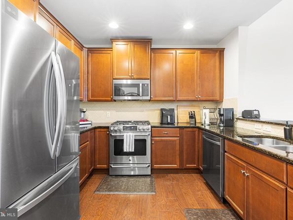 548 Carson Terrace, Huntingdon Valley PA 19006