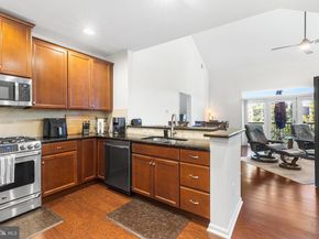 548 Carson Terrace, Huntingdon Valley PA 19006