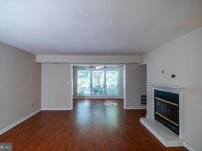 7778 Willow Point Drive 7778, Falls Church VA 22042