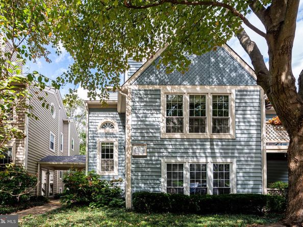 7778 Willow Point Drive 7778, Falls Church VA 22042