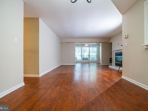 7778 Willow Point Drive 7778, Falls Church VA 22042