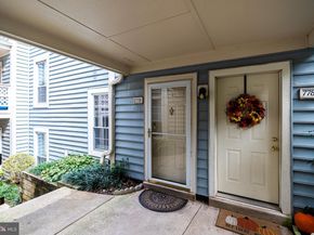 7778 Willow Point Drive 7778, Falls Church VA 22042