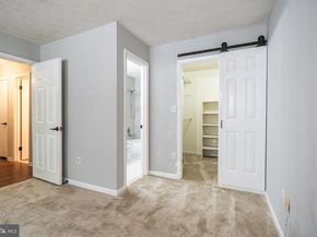 7778 Willow Point Drive 7778, Falls Church VA 22042