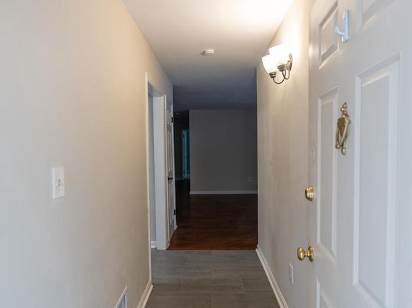 7778 Willow Point Drive 7778, Falls Church VA 22042